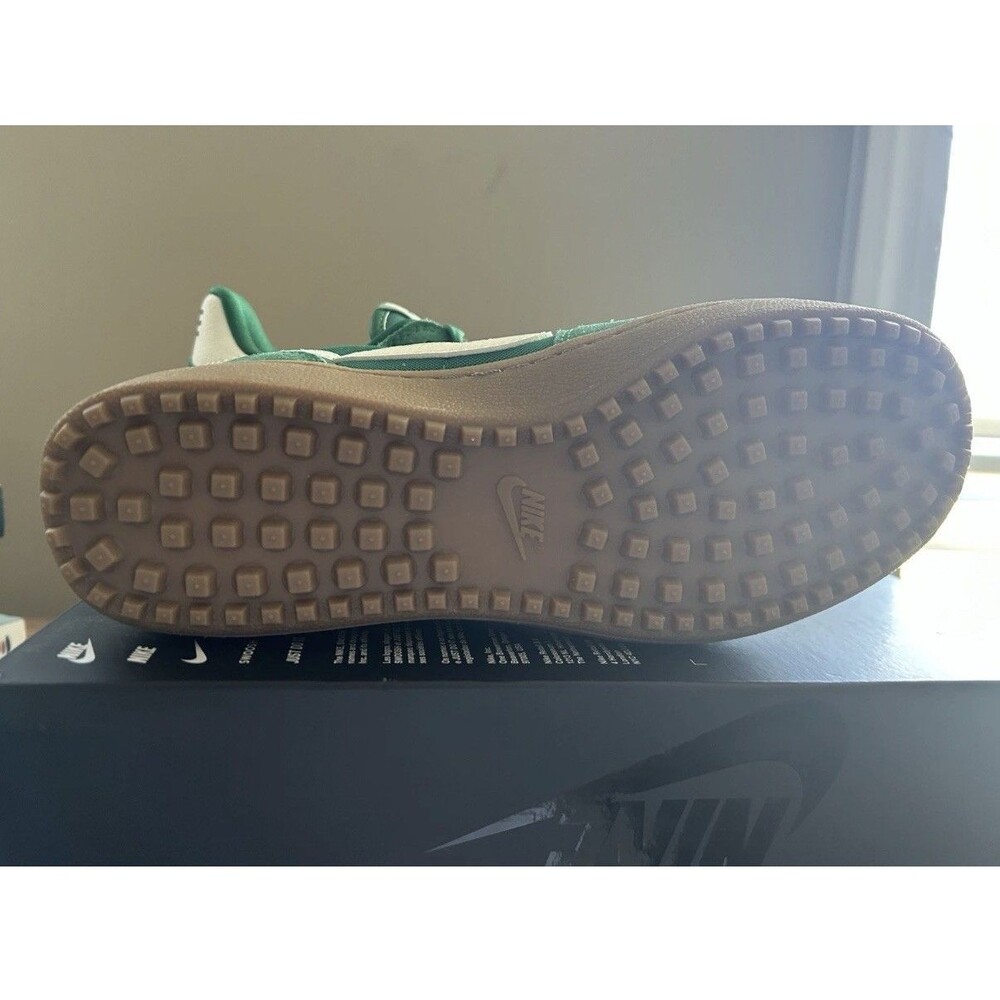 NIB New Womens Nike Field General Green Malachite/Soft Pearl Shoes Size 9 - Picture 4 of 6